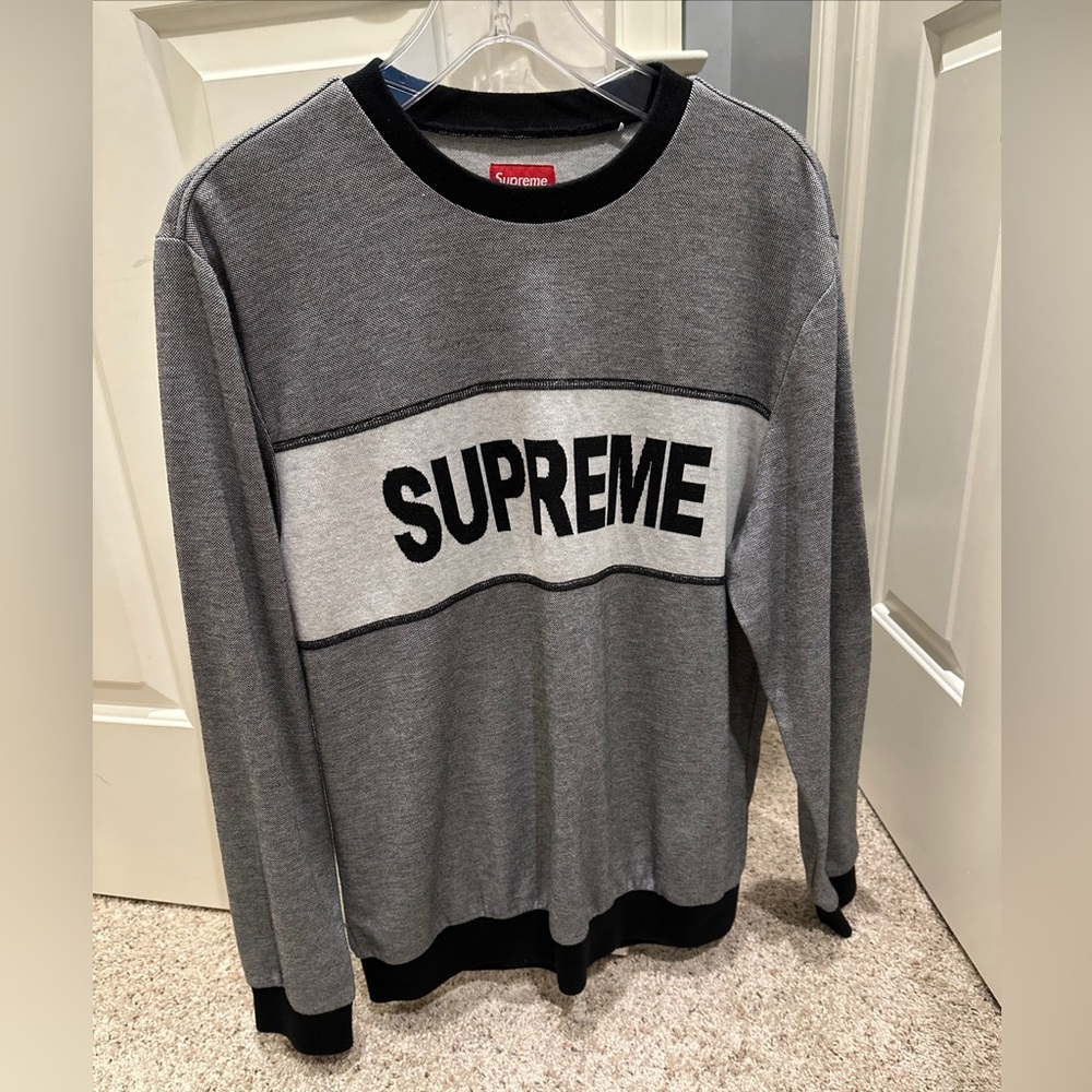Supreme tonal stripe logo crewneck size large